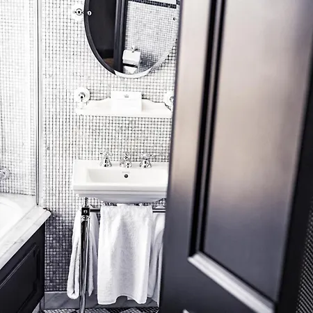 De Josephine Bonaparte 4* Parigi