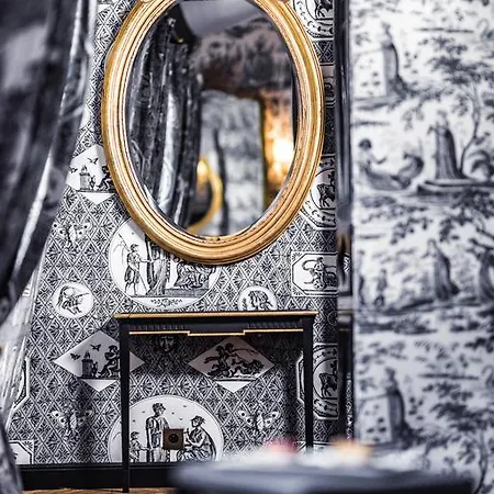 Hotel De Josephine Bonaparte 4*