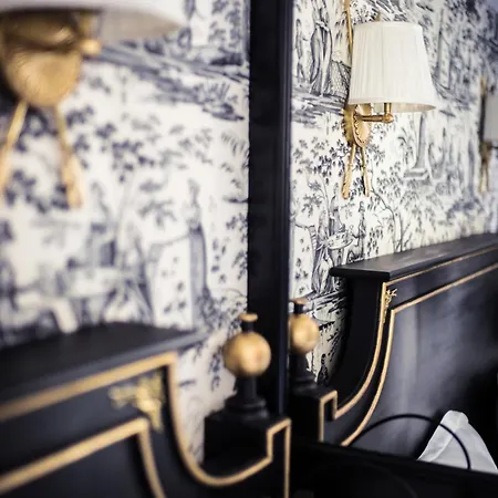 Hotel De Josephine Bonaparte 4*