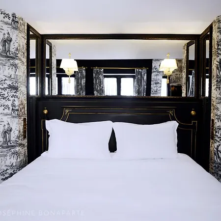 De Josephine Bonaparte Hotel